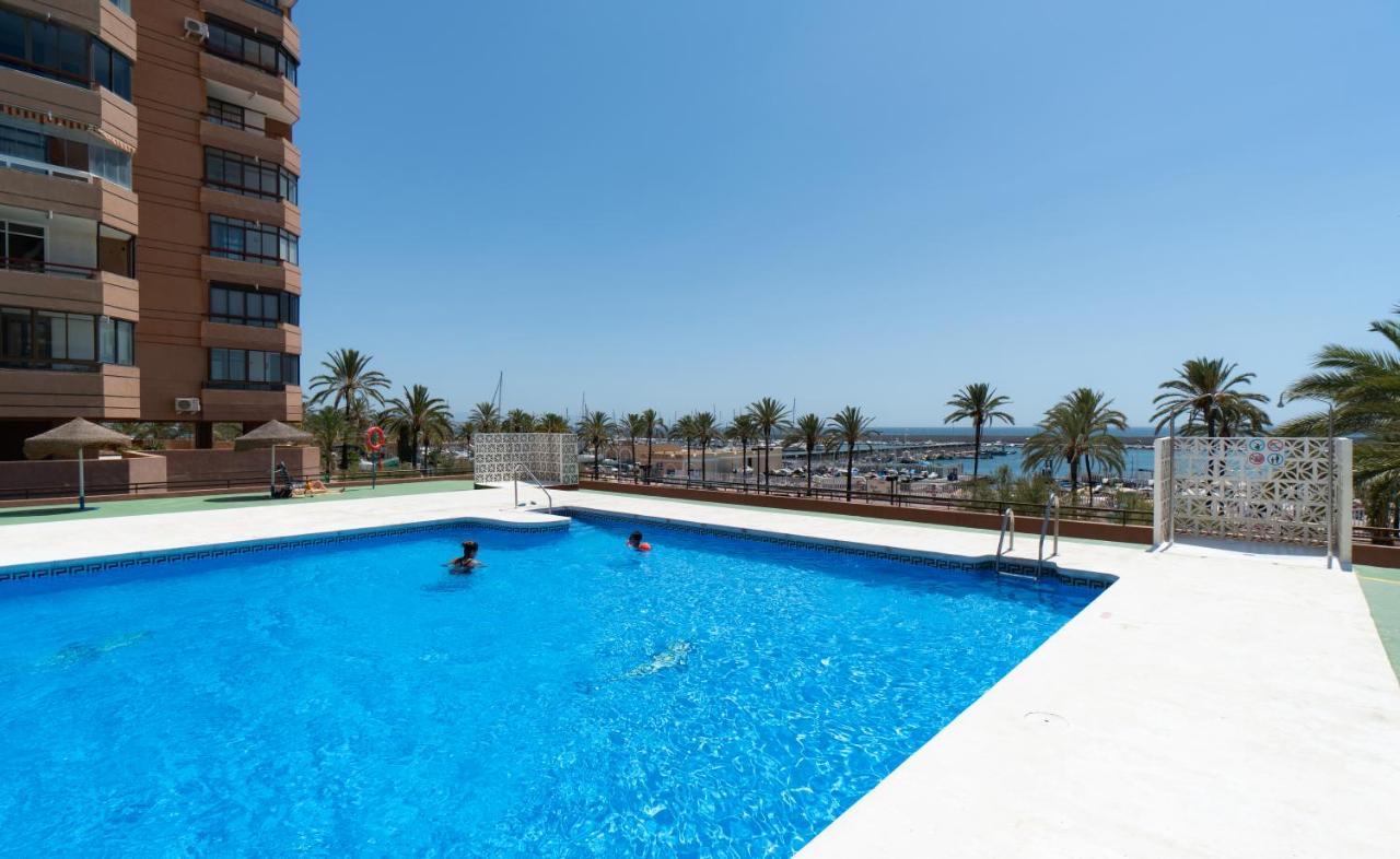 Sur Suites Palmeras 8 Fuengirola Kültér fotó